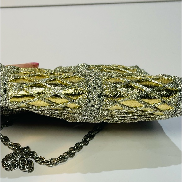 Harry Rosenfeld Vintage 1940’s Enbroidered & Chain Link Accents Evening Bag. - Picture 7 of 13